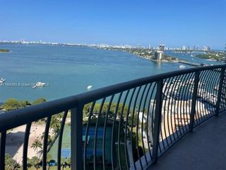 1750 N Bayshore Dr 2201, Miami, FL 33132