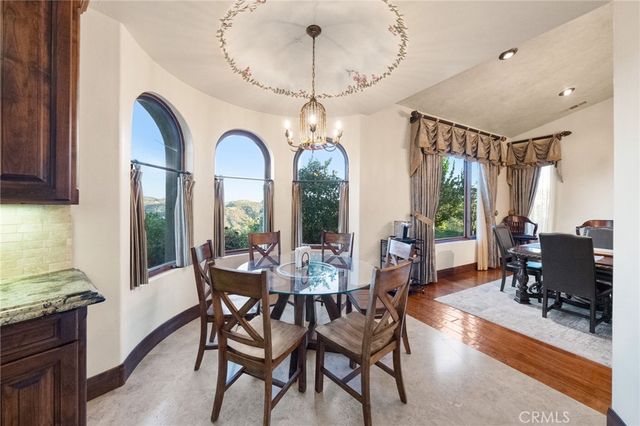43040 Via Nariz, Temecula, CA 92590