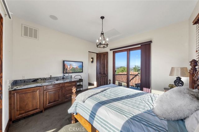 43040 Via Nariz, Temecula, CA 92590