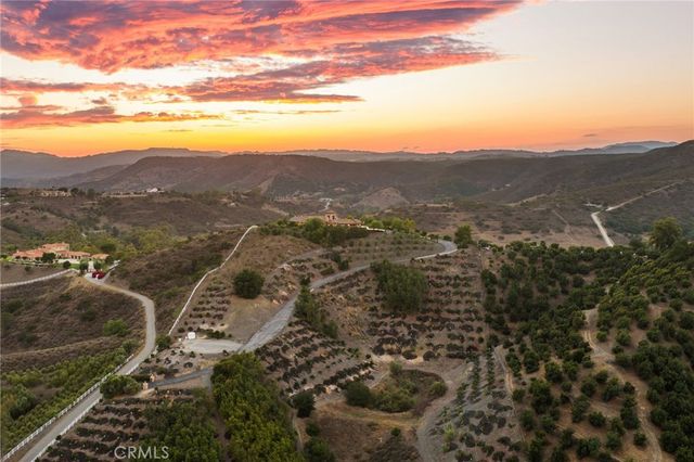 43040 Via Nariz, Temecula, CA 92590