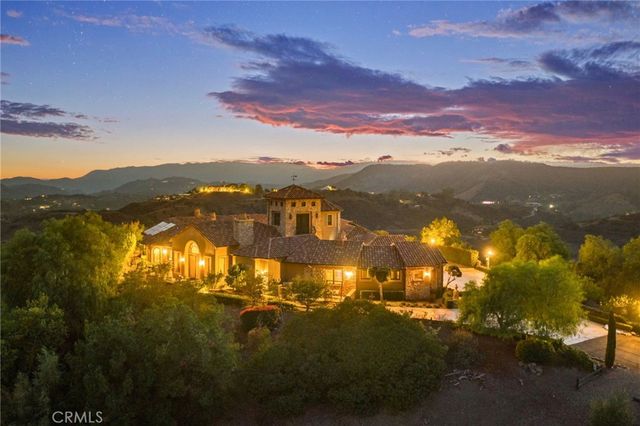 43040 Via Nariz, Temecula, CA 92590