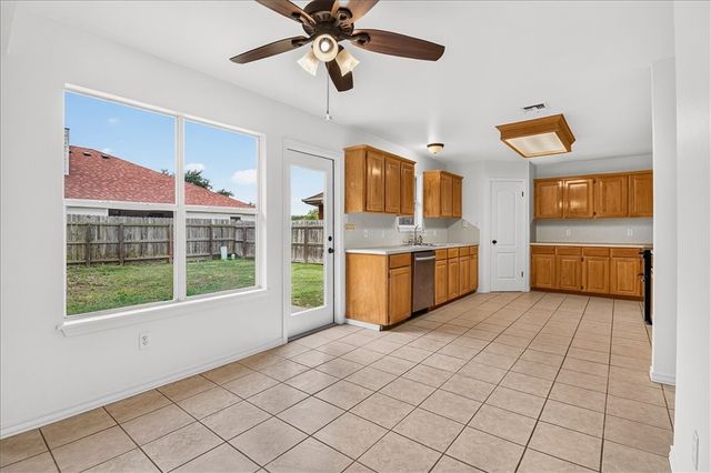 5109 Toledo Dr, Corpus Christi, TX 78413