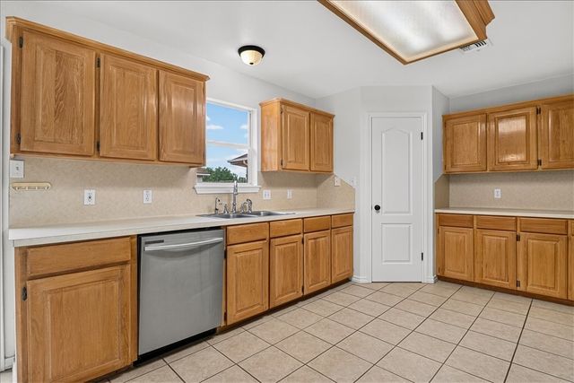 5109 Toledo Dr, Corpus Christi, TX 78413