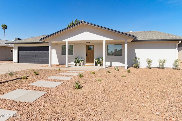 11830 S EAGLEMAN Drive, Phoenix, AZ 85044