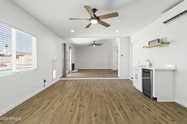 11830 S EAGLEMAN Drive, Phoenix, AZ 85044