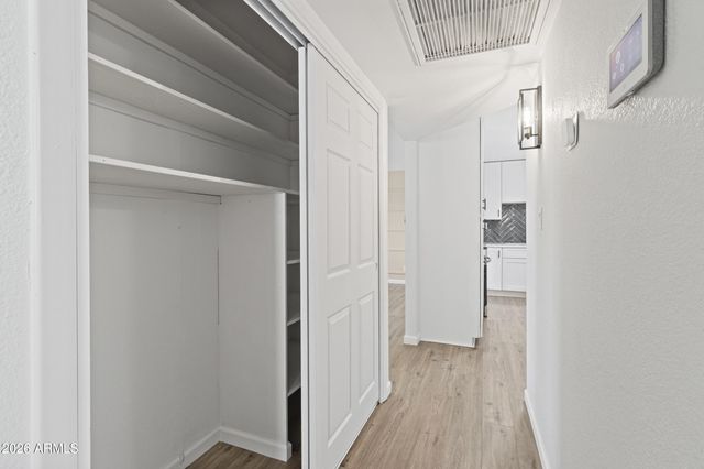 11830 S EAGLEMAN Drive, Phoenix, AZ 85044