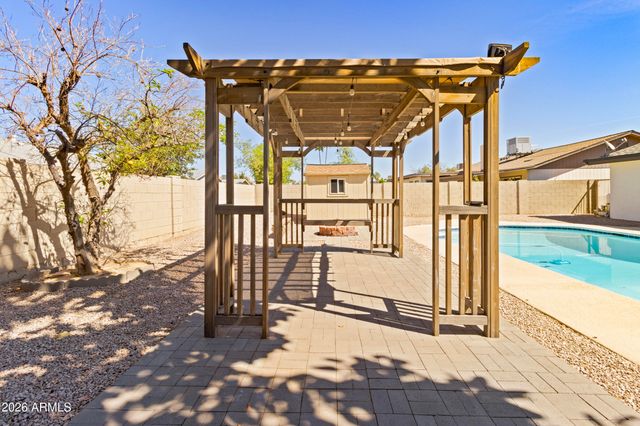 11830 S EAGLEMAN Drive, Phoenix, AZ 85044