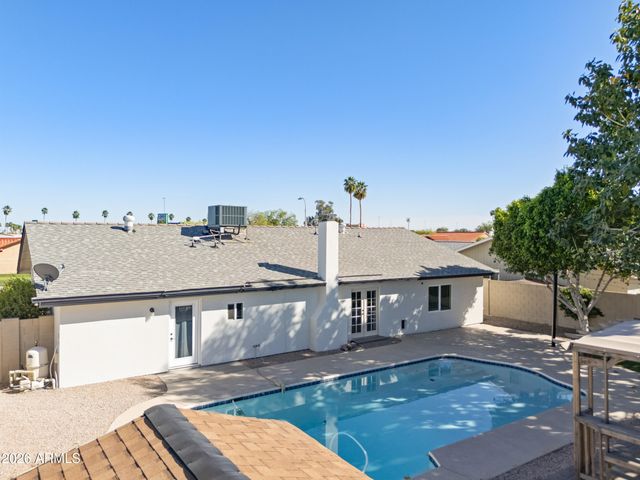 11830 S EAGLEMAN Drive, Phoenix, AZ 85044