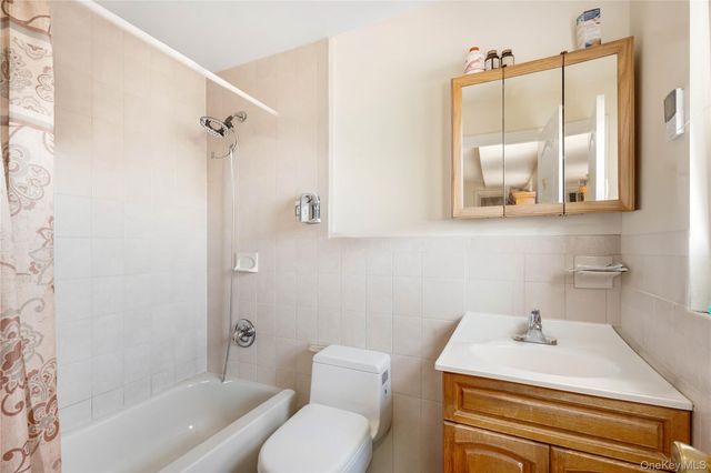 727 E 83rd Street, Brooklyn, NY 11236