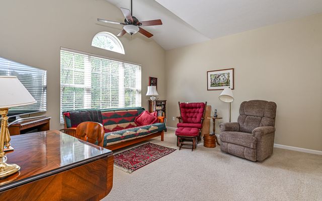 592 Monroe BOULEVARD, New Sewickley Twp, PA 15042