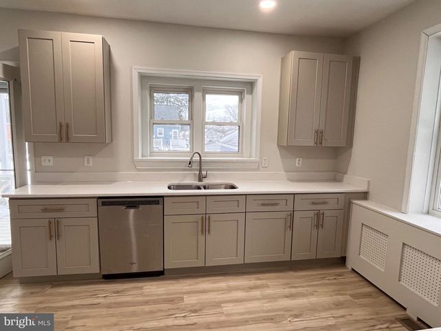 805 HIGHLAND AVE, Wilmington, DE 19808