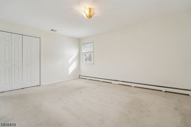 20 Archbridge Ln, Springfield Twp., NJ 07081