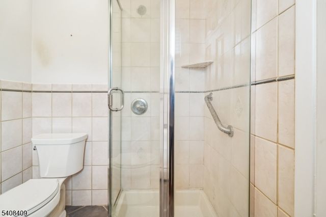 20 Archbridge Ln, Springfield Twp., NJ 07081