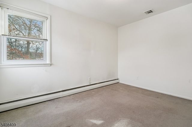 20 Archbridge Ln, Springfield Twp., NJ 07081