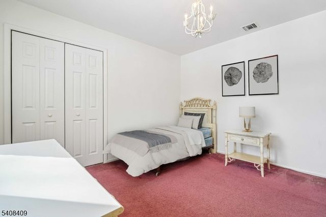 20 Archbridge Ln, Springfield Twp., NJ 07081