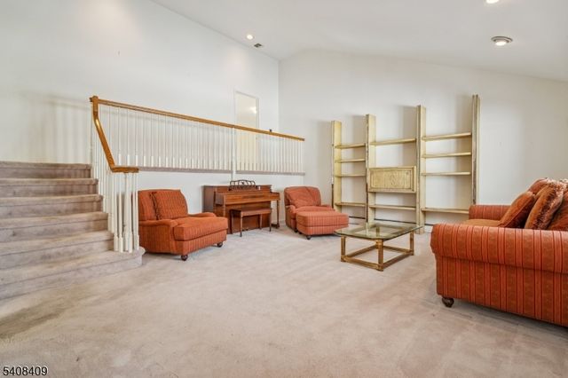 20 Archbridge Ln, Springfield Twp., NJ 07081