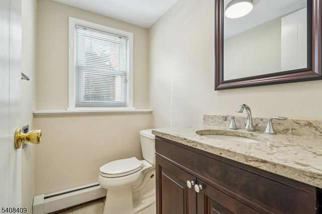 20 Archbridge Ln, Springfield Twp., NJ 07081