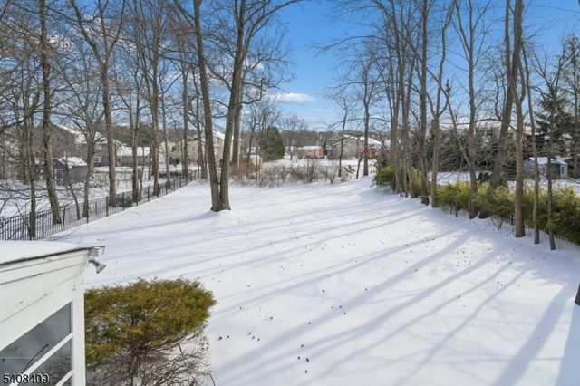 20 Archbridge Ln, Springfield Twp., NJ 07081