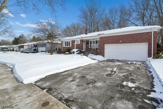 20 Archbridge Ln, Springfield Twp., NJ 07081