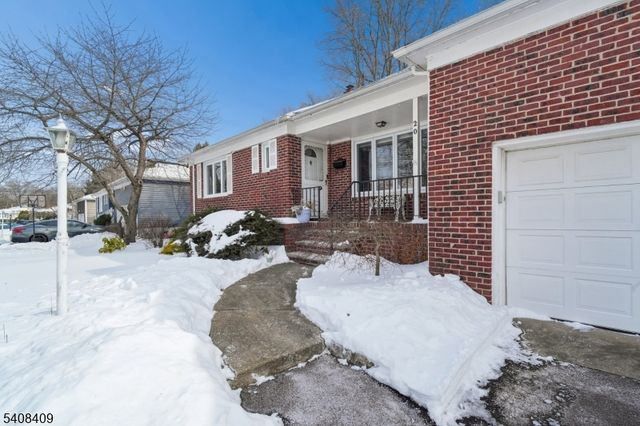 20 Archbridge Ln, Springfield Twp., NJ 07081