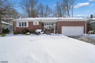 20 Archbridge Ln, Springfield Twp., NJ 07081