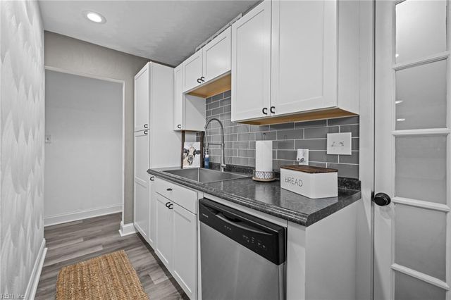 2904 Dominion AVE, Norfolk, VA 23518