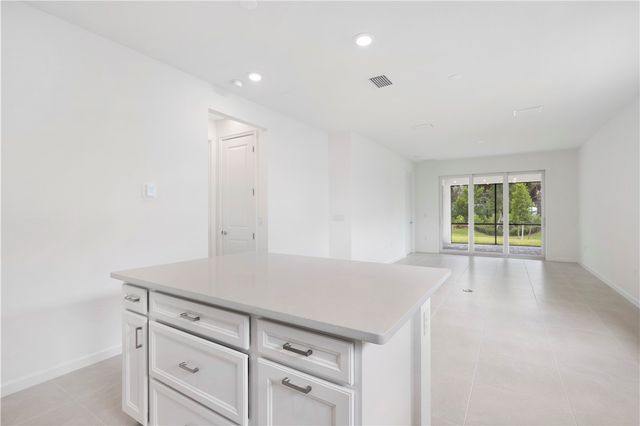 1349 Harper Way, Vero Beach, FL 32960