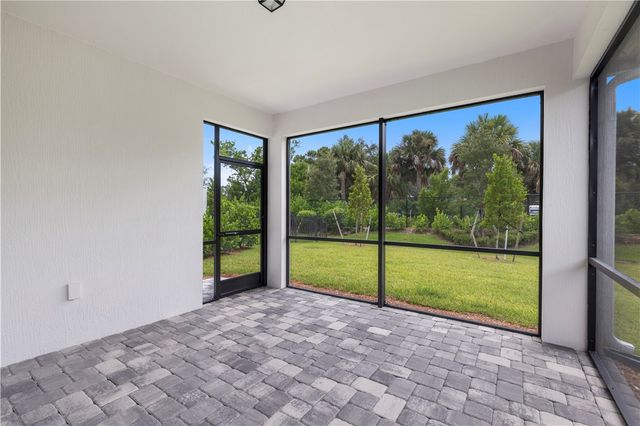 1349 Harper Way, Vero Beach, FL 32960