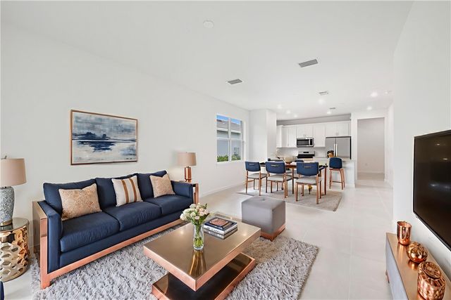 1349 Harper Way, Vero Beach, FL 32960