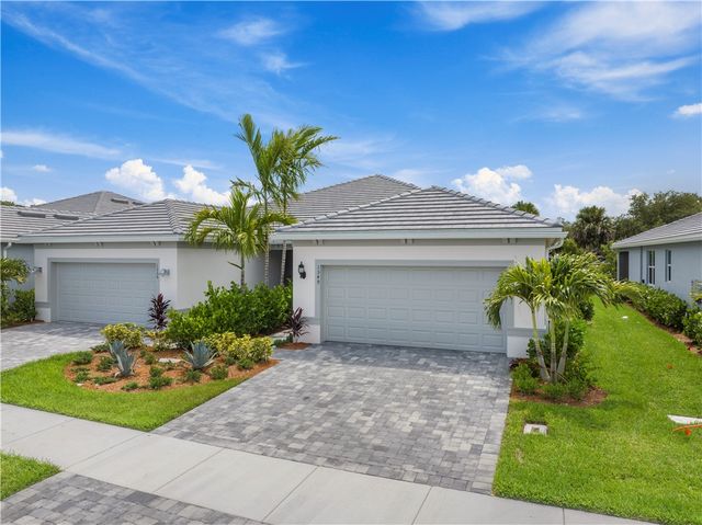 1349 Harper Way, Vero Beach, FL 32960