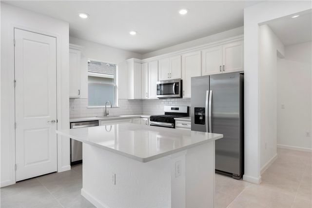 1349 Harper Way, Vero Beach, FL 32960