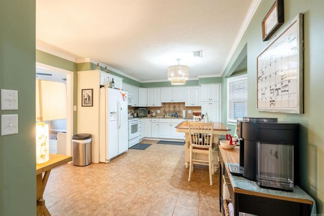 212 Aztec Drive, Searcy, AR 72143