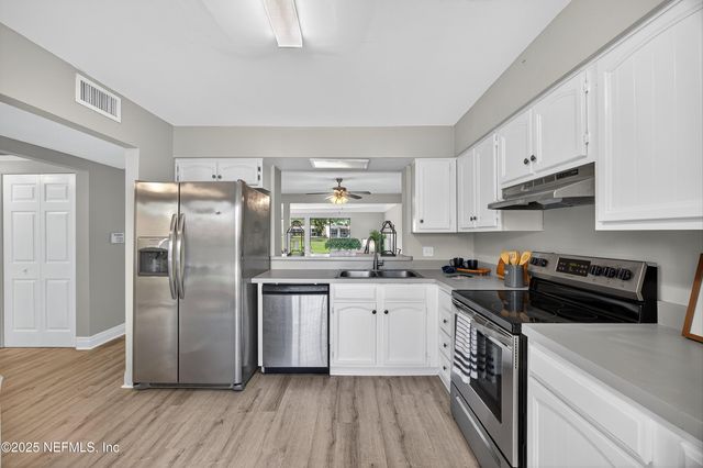 7622 LAS PALMAS Way, 165, Jacksonville, FL 32256