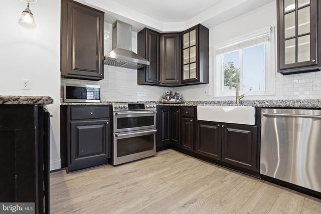 3122 NEWTON ST NE, Washington, DC 20018