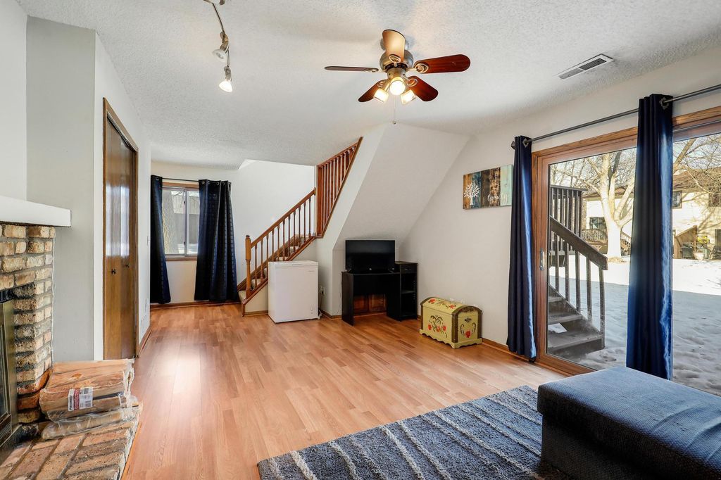 8525 Maplebrook Parkway N, Brooklyn Park, MN 55445 — photo 5