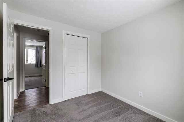 45 Huntington Pkwy Parkway, Hamlin, NY 14464