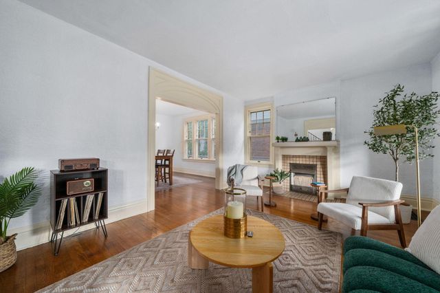 1858 Franklin Avenue, Columbus, OH 43205