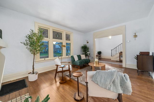 1858 Franklin Avenue, Columbus, OH 43205