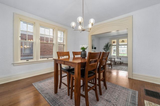 1858 Franklin Avenue, Columbus, OH 43205