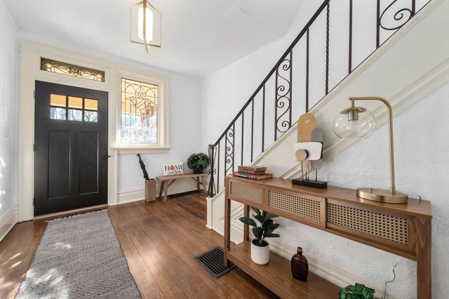 1858 Franklin Avenue, Columbus, OH 43205