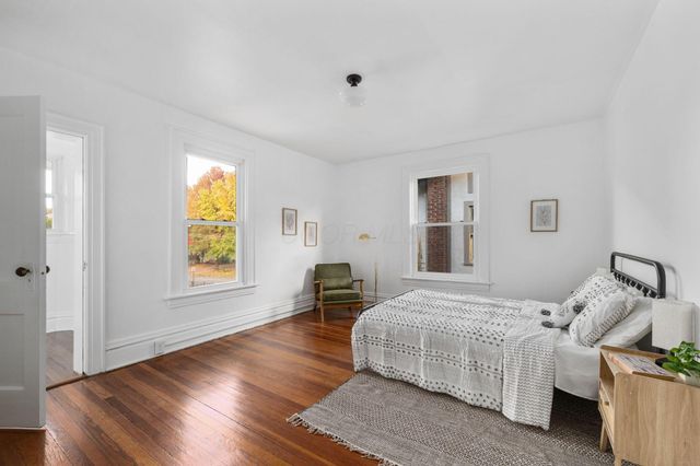 1858 Franklin Avenue, Columbus, OH 43205