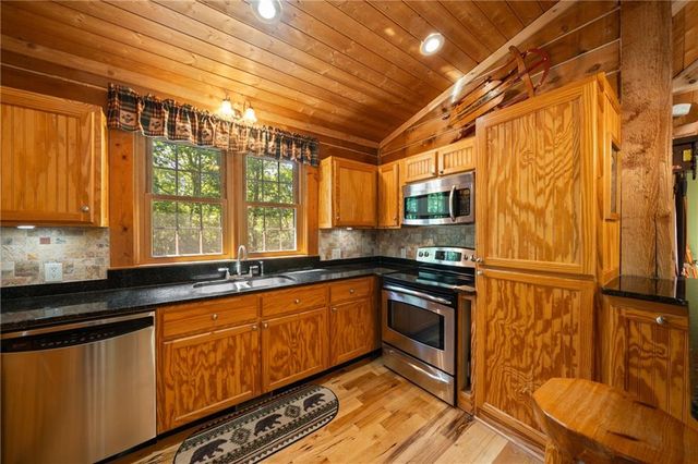 311 Woodland Brook Drive, Canton, GA 30115