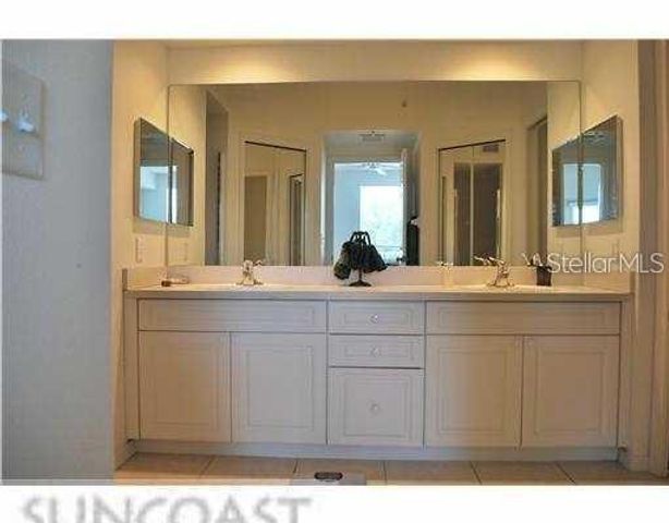 1200 COUNTRY CLUB DRIVE 4102, Largo, FL 33771