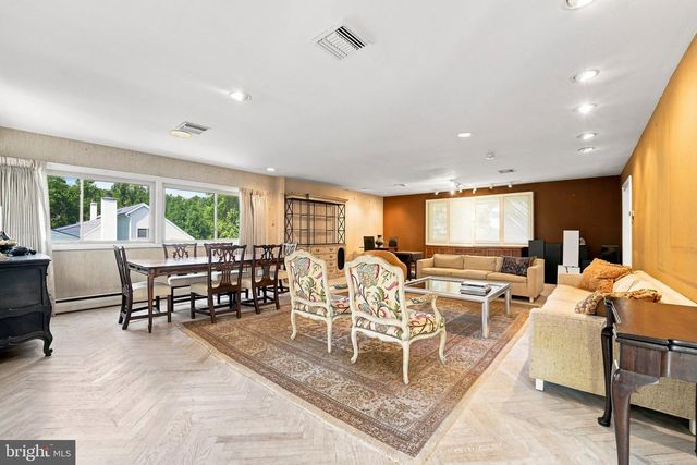 1200 PHEASANT RD, Rydal, PA 19046