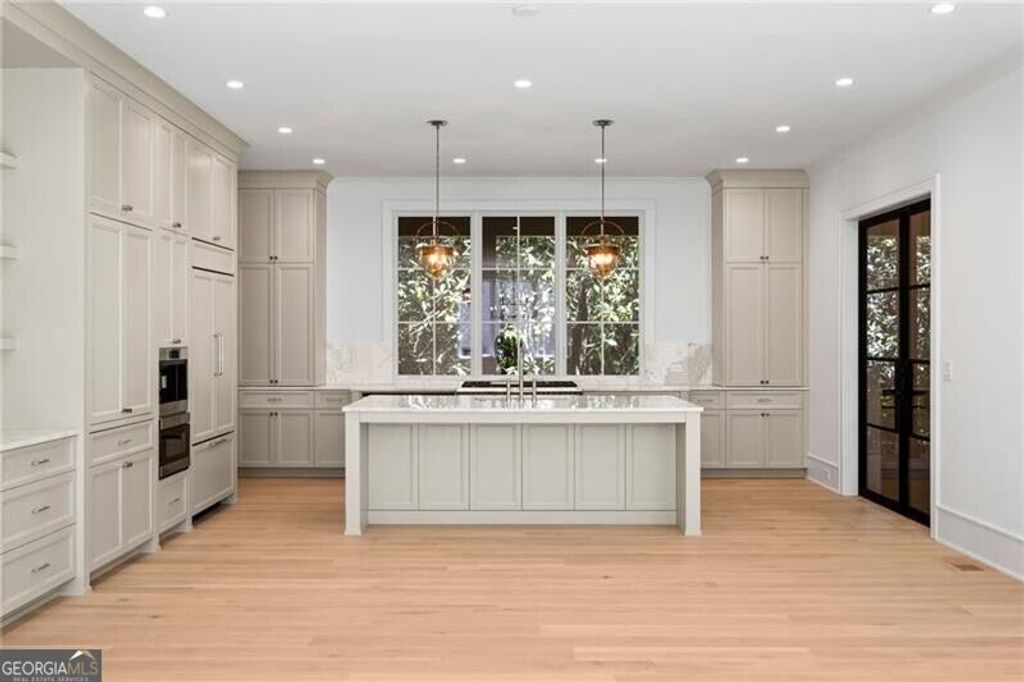 1353 W Wesley Road NW, Atlanta, GA 30327 — photo 4