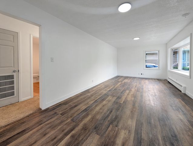 1410 Thomas Street, Redfield, IA 50233