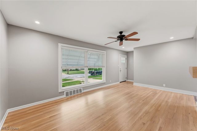 4353 W 182nd Street, Cleveland, OH 44135