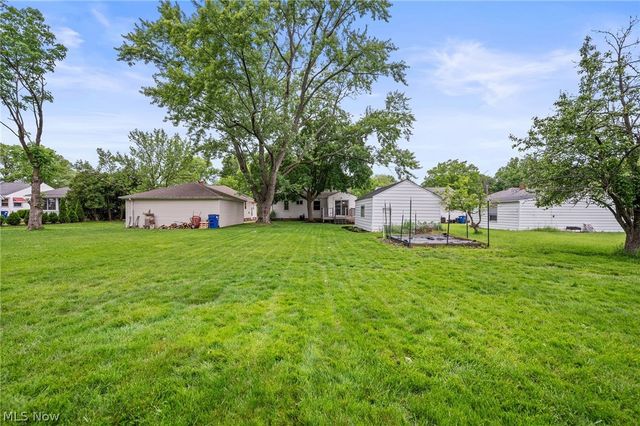 4353 W 182nd Street, Cleveland, OH 44135
