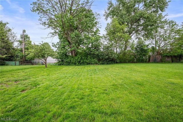 4353 W 182nd Street, Cleveland, OH 44135