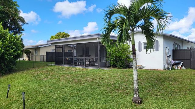 140 SW 126th Ave, Plantation, FL 33325